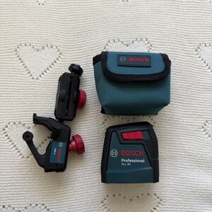 Bosch GLL30 Cross Line Self Leveling Laser